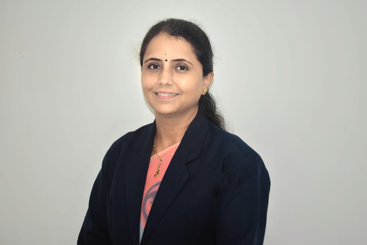 Principal Hon. Smt. Vaishali Girish Pawar​